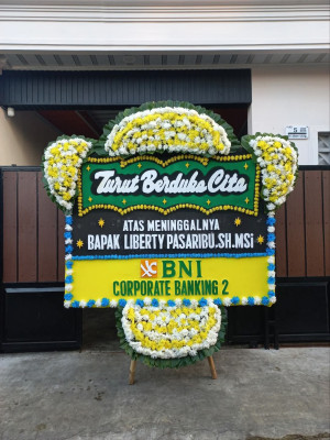 Papan Bunga Duka di Mulyamekar