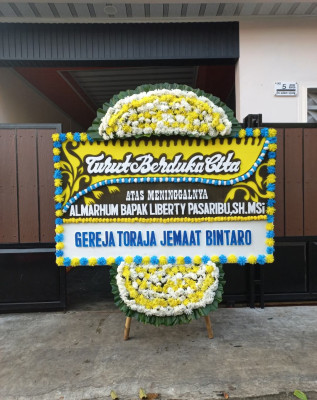 Papan Bunga Duka di Mulyamekar